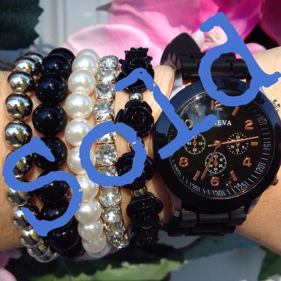 ❗️BUNDLED❗️Black Arm Candy Set with Watch!