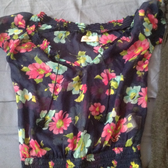 Blouse, good condition and color