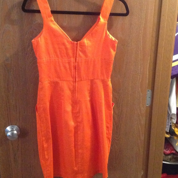 Stunning Special Occasion Dress w/ Pockets! - Picture 3 of 4