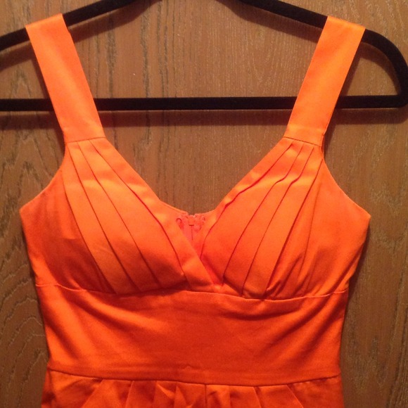 Stunning Special Occasion Dress w/ Pockets! - Picture 4 of 4