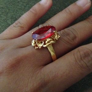 Fashion ring