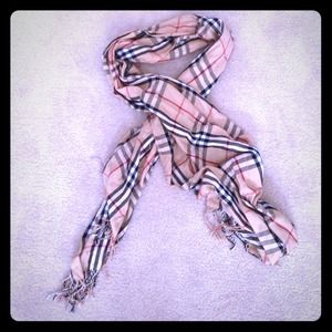 Burberry inspired scarf