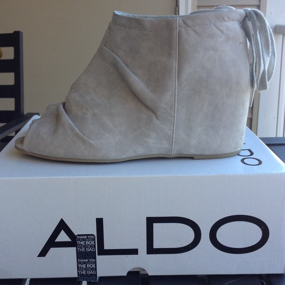 Aldo Hulsey "wedge" sz 39b US 9