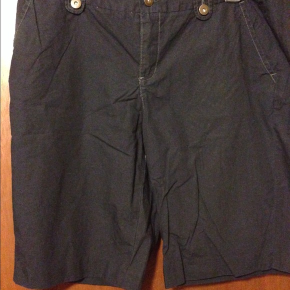 Converse one star 100% cotton navy blue shorts.