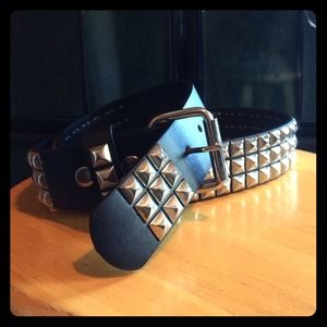 ✂️REDUCED✂️ Black Square Studded Belt