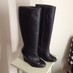 Genuine leather. ‼️Reserved‼️