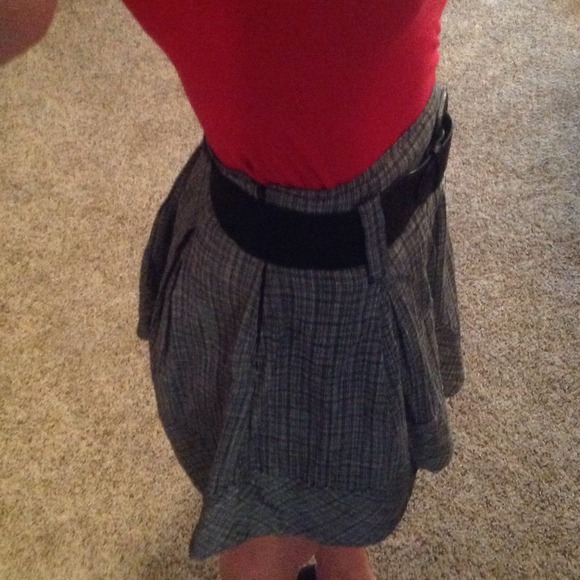 High Waisted Plaid Fashion Skirt - Picture 4 of 4