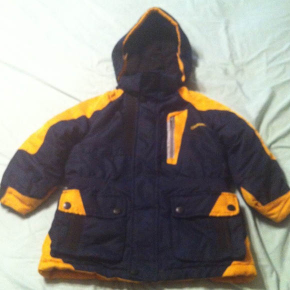 Boy's Winter Coat, Size 5/6