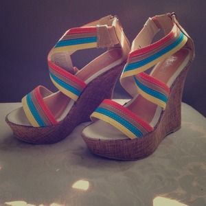 NEW NEVER BEEN WORN WEDGES