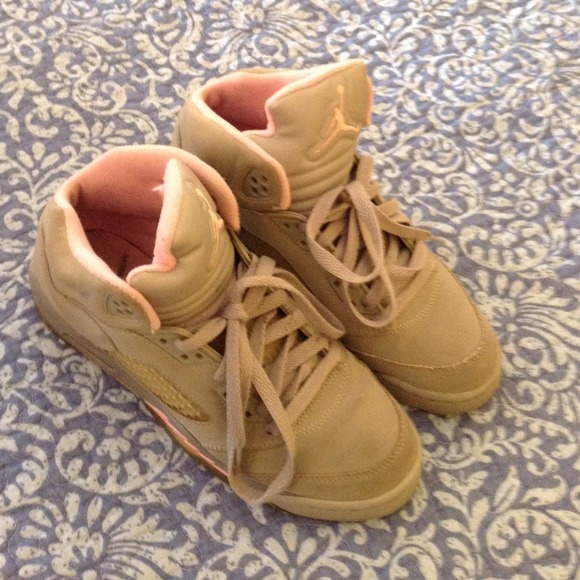 SOLD!!!!! grey and pink Jordans π - Picture 2 of 3
