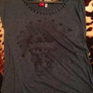 Navy blue Indian skull head top w/ cute neck line