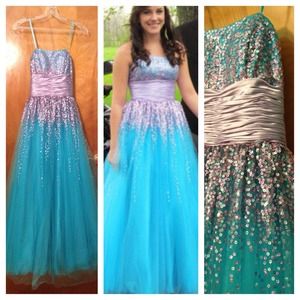 Blue/Lavender Faviana prom dress, size 0