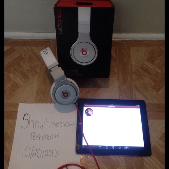 Bundle iPad 2 64gb & Beats Pro
