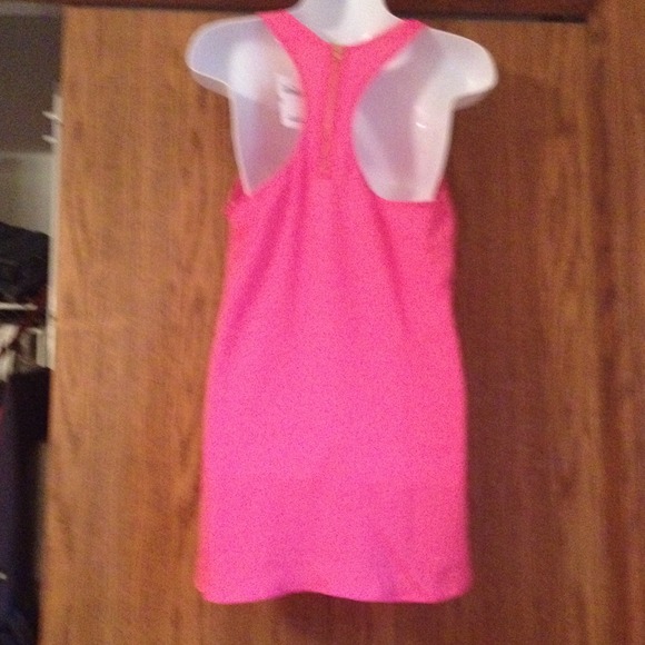 Hi-lo pink Aztec design chiffon tank top - Picture 3 of 4
