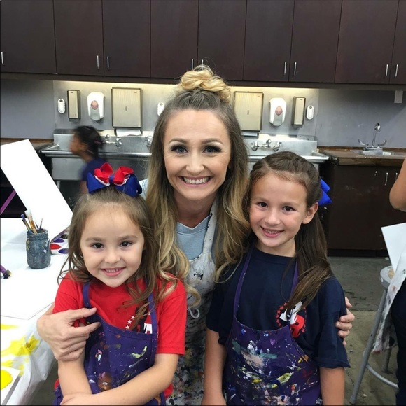 Meet your seller/buyer - Picture 2 of 5