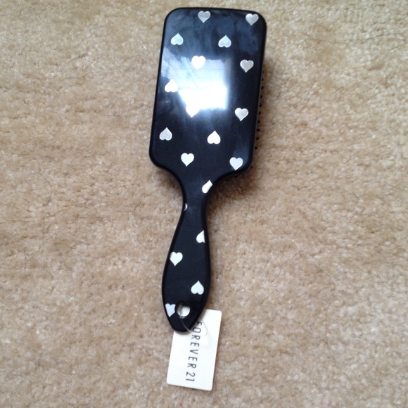 Black with Hearts Forever 21 Brush
