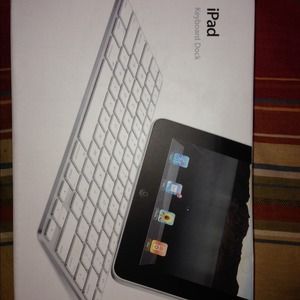 TRADED**REDUCED! Apple IPod keyboard