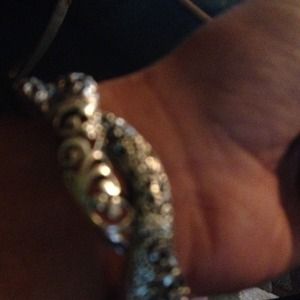 Super pretty silver bracelet