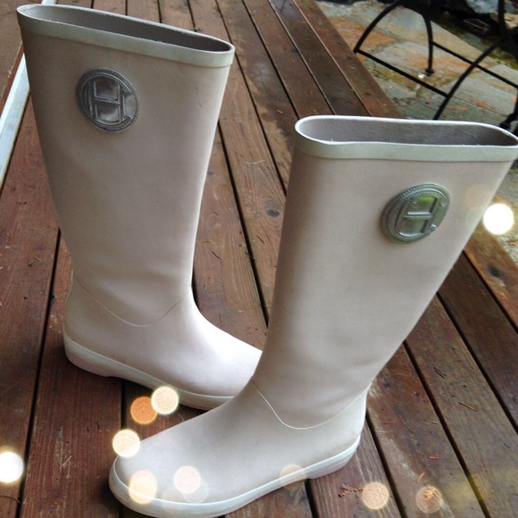 PRICE REDUCED 8.5 pink Cole Haan NIKE rain boots