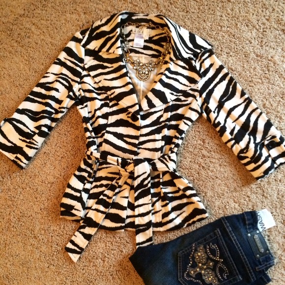 ZEBRA PRINT JACKET!❤️❤️