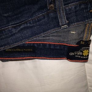 SOLD IN BUNDLE Lucky tomboy crop jeans