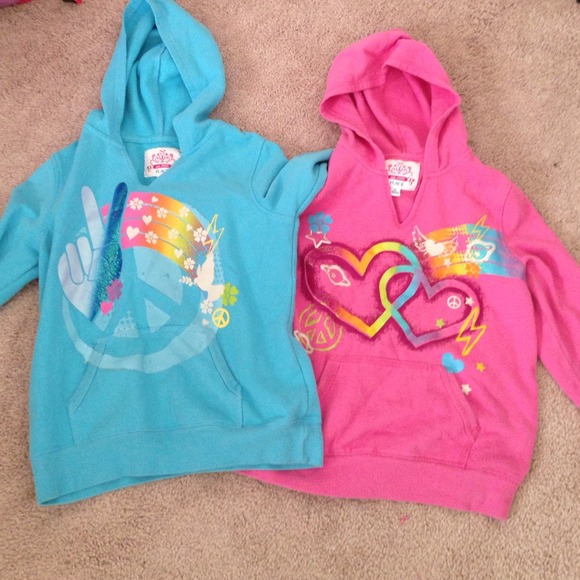 RESERVED Colorful Pullover Hoodies- girls size
