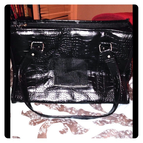 Carrying purse for dog