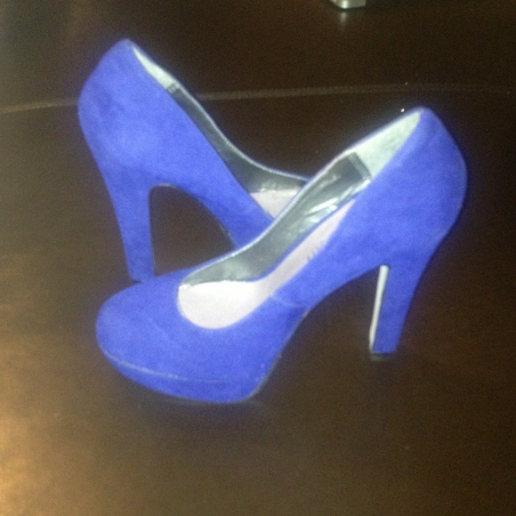 Blue madden girl heels - Picture 2 of 3