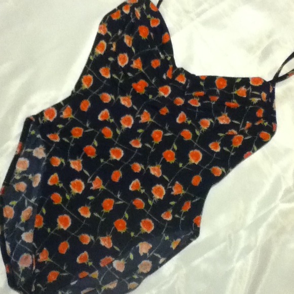 Oscar de la renta swim suit