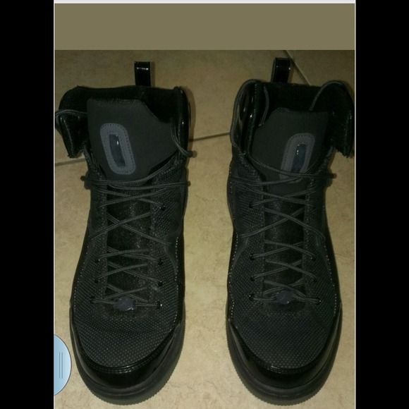 **SOLD**Jordan's Men's Sneakers/shoes size 12