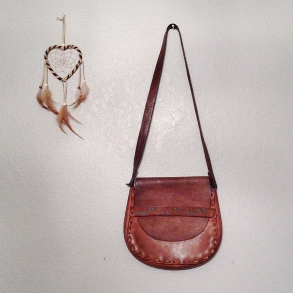 ❤️TRADED❤️FOR: @annakarenaa ONLY! // Saddle Bag