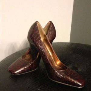 Deep merlot snake print stilettos- worn few times