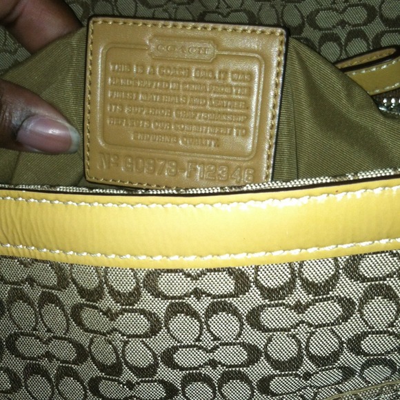 SOLD LOCALLY JESSICA M- Coach handbag - Picture 4 of 4