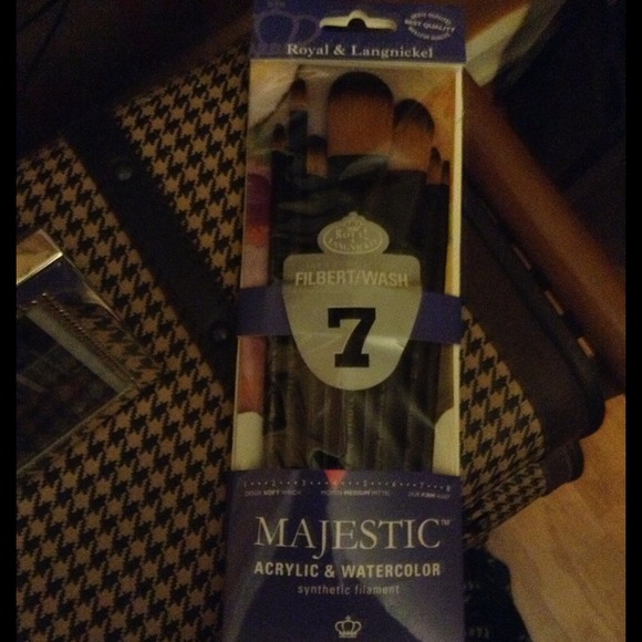 Paint brushes for @rahmengo