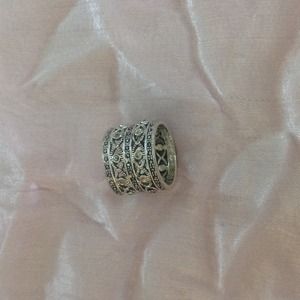 traded.....Banana Republic Silver Ring, 7