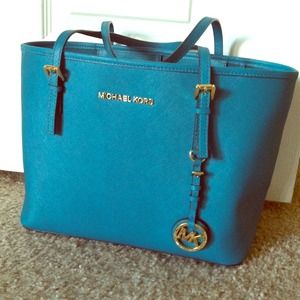 Michael Kors Saffiano Tote