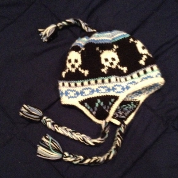 Knitted skull hat