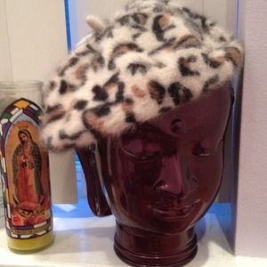 Fuzzy leopard French baret