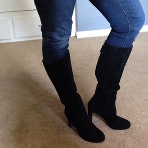 Black suede Nine West boots, size 7.5 NIB