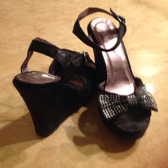 Wedge heel sandal