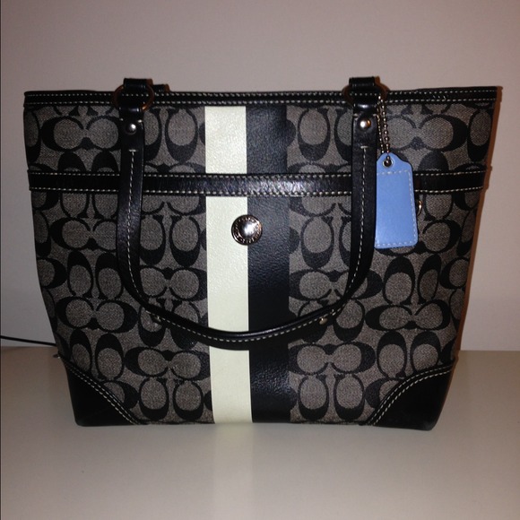 Coach leather bag RESERVED