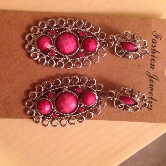 Earrings - Picture 2 of 2