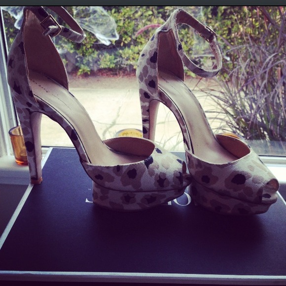 Zara Printed strappy heel