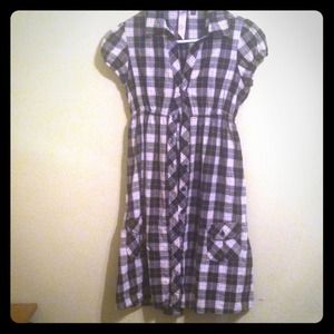 Medium dress by Taylor swift