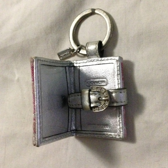 Coach Picture Keychain - Picture 2 of 3