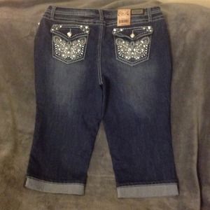 earl jeans capris