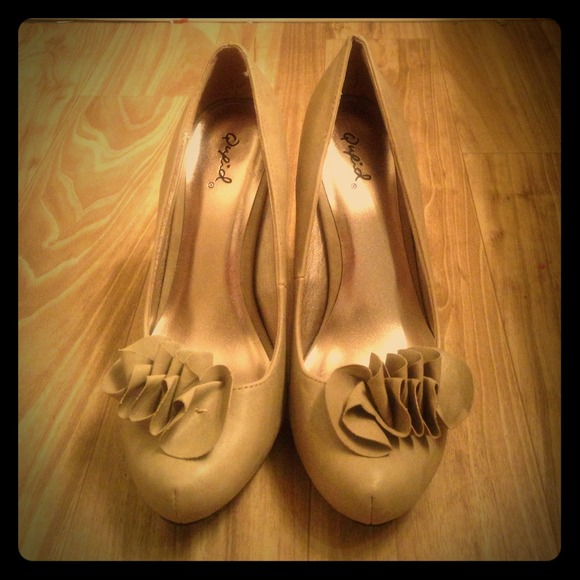 Taupe Heels