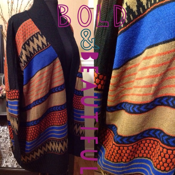 ❌BUNDLED❌Aztec tribal batwing open cardigan - Picture 2 of 3