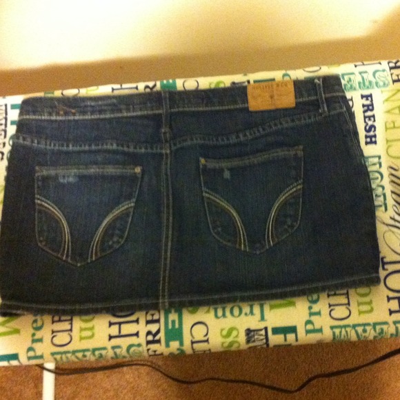 ***SOLD***Hollister Size 5 Stretch Dark Jean Skirt