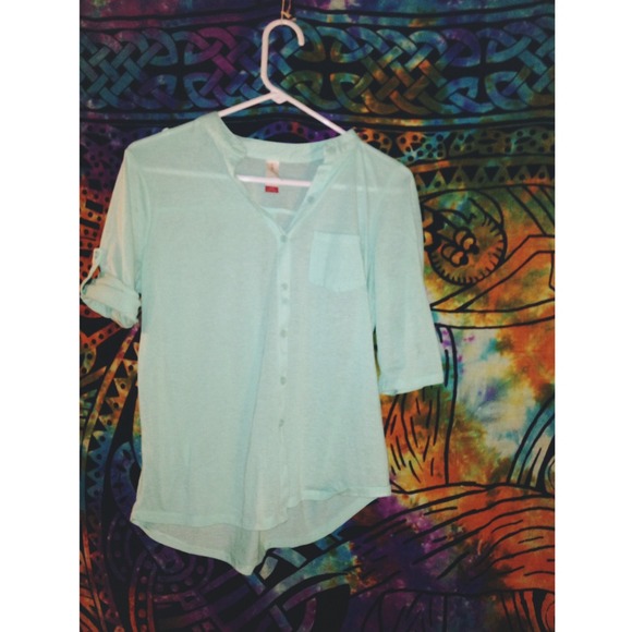 Comfy Pastel Blue Button Down 🌸